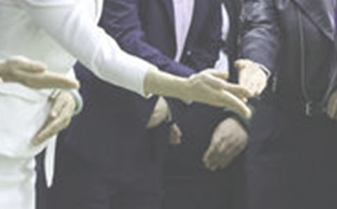 在生活中要用到的涉外禮儀