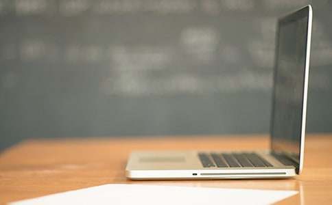 ����Xҹ�Ђb������900��