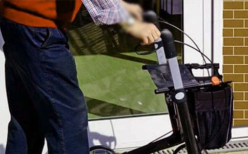 ����Ժ��(sh��)�`���(d��ng)�ĵ��w��(hu��)