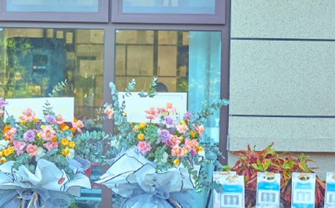 �µ��_����ף�R�Z-��(j��ng)��ף������