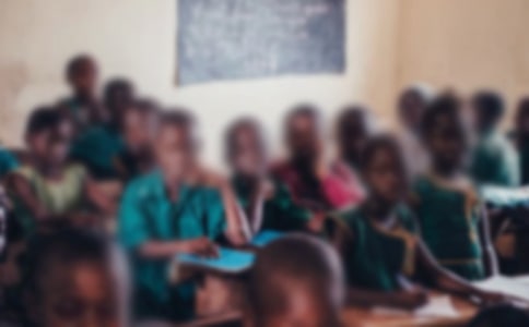 �P(gu��n)��(��i)���؃�ͯ���}����(hu��)15ƪ�����A��