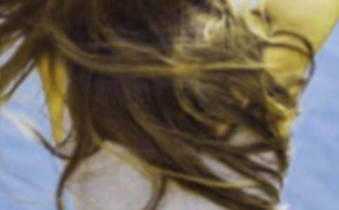 媽媽的頭發(fā)大班美術(shù)教案