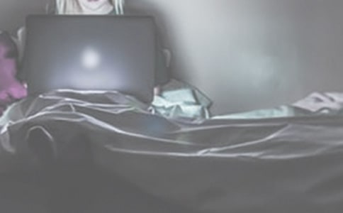 心疼愛人熬夜的句子100句