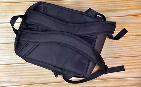 插上科學(xué)的翅膀飛作文之背包飛行器