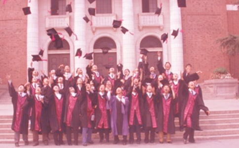 初中畢業(yè)家長(zhǎng)評(píng)語(yǔ)集錦13篇