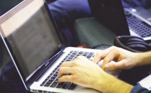 經(jīng)歷高考:《武林外傳》編劇寧財(cái)神