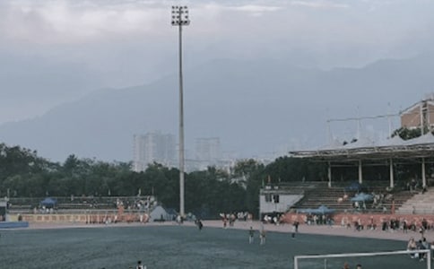 中學生寫景作文:校園的操場(精選57篇)