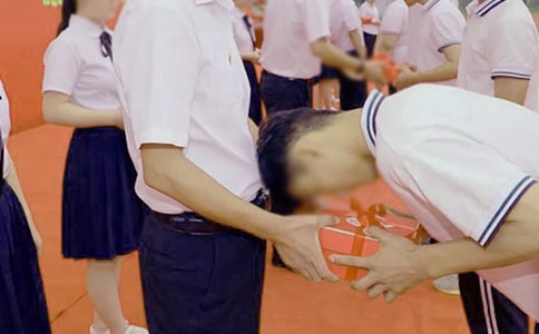 �����T�����˶Y���L���Z