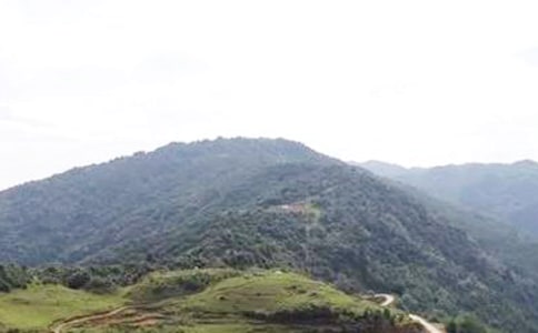 �����е���һ����ɽ����