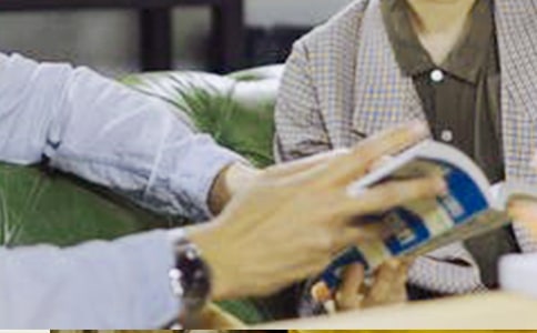 入學(xué)在即網(wǎng)曬大學(xué)生入學(xué)賬 家長(zhǎng)感嘆“燒錢季”