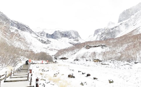 走過冬季作文10篇