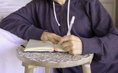 �f�����b���x��У�ͨ��5ƪ��