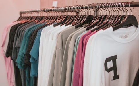 ���b���b���L(zh��ng)����(b��o)��