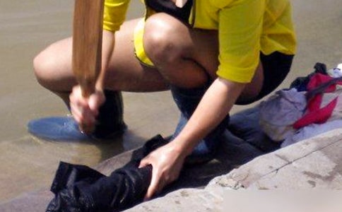 �DŮ���εĹ���Ӌ��