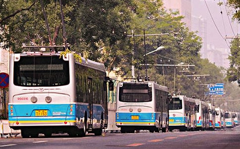 ����܇(ch��)�ϵĸЄ�(d��ng)����10ƪ