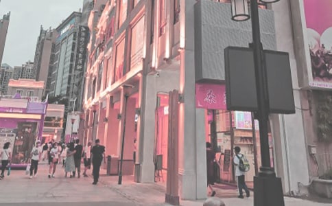 �����V��(ch��ng)�����Ľ�(j��ng)��[3ƪ]