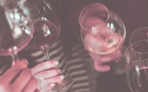 �Ⱦ��ֳ��⣬�����Ƶ��T���˷Q�����У��o���֟o��