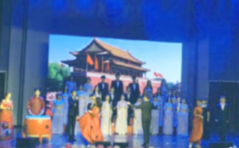 �y���ĺϳ���ِ����1000�֣����x11ƪ��