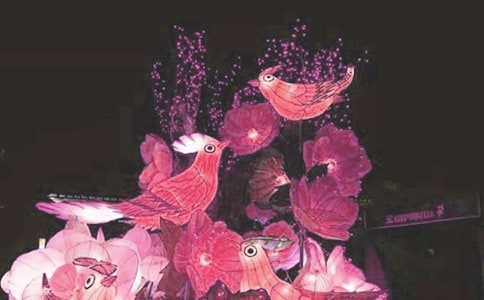 ��������600��