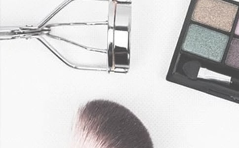 ���yƷʹ���ĵ�