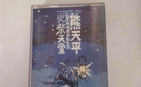 �������