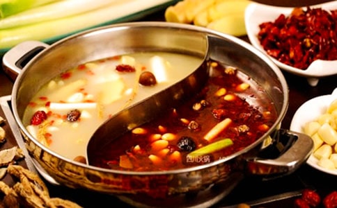 吃火鍋?zhàn)魑?00字