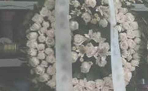 祭奠我曾經(jīng)向往的優(yōu)秀作文