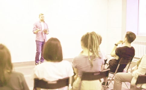 中班美術(shù)活動(dòng)教案及教學(xué)反思《圈圈畫》