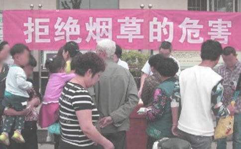 �������h������