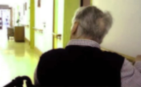 踏進(jìn)敬老院作文