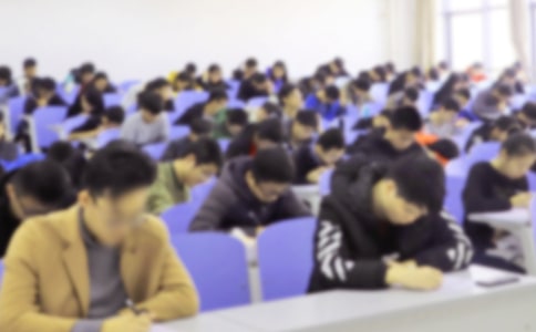 �ӱ��ȷ�2018����(j��)��(hu��)Ӌ(j��)��ԇ�ϸ��ˆT�a(b��)��?f��)��?/></p>
<p><strong>�ȷ���ؔ(c��i)�����P(gu��n)��2018���(hu��)Ӌ(j��)��(zhu��n)�I(y��)���g(sh��)����(j��)�Y��ԇ�ϸ��ˆT�a(b��)�������Ĺ���</strong></p>
�V������
<p>&nbsp;</p>
<p>2018���(hu��)Ӌ(j��)��(zhu��n)�I(y��)���g(sh��)����(j��)�Y��ԇ���˹�������6��30�սY(ji��)�����^(gu��)��δ���˵Ŀ��������^�m(x��)�����ڈ�(b��o)���c(di��n)�Ŀh�^(q��)ؔ(c��i)���֣�����V�(y��ng)�^(q��)������h�ȣ��M(j��n)�Ќ��������˲��ϲ�׃�������a(b��)�C���ڰ����M(j��n)����ÿ���Ƚy(t��ng)һ�ψ�(b��o)ʡ�d���C��</p>
<p>�ȷ���ؔ(c��i)���֕�(hu��)Ӌ(j��)��</p>
<p>2018��7��5��</p>
<p>�ӱ��ȷ�2018����(j��)��(hu��)Ӌ(j��)��ԇ�Y�񌏺˵��c(di��n)</p>
<p>�f(shu��)������ԇ��������(n��i)�ݲ���׃���c�{(di��o)������W(xu��)�W(w��ng)�ṩ��������Ϣ�H�����������Ю��h��Ո(q��ng)�����ԙ�(qu��n)�����T(m��n)�����ă�(n��i)�ݞ��(zh��n)��</p><div   id=