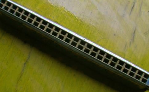 小學(xué)口琴教學(xué)規(guī)律初探