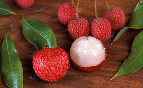 �óԵ���֦С�W(xu��)����(y��u)������200��