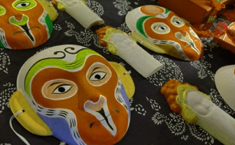 《有趣的臉譜》教學(xué)反思