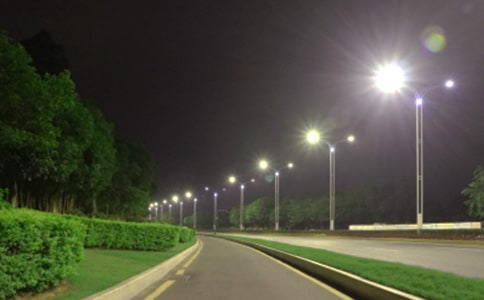 ·������600��