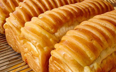 面包樹上的女人讀后感