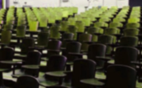 實(shí)用的母校生活作文三篇