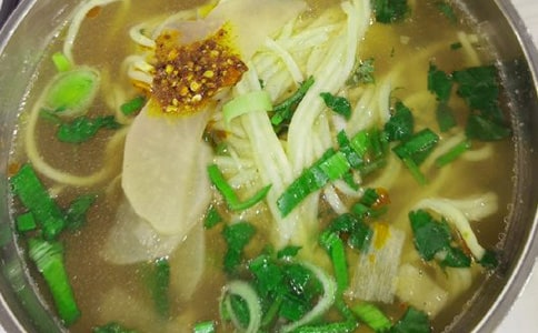 我愛(ài)家鄉(xiāng)的牛肉面800字作文