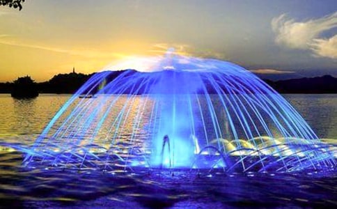 ��Ȫ����