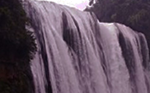 盧崖瀑布導游詞