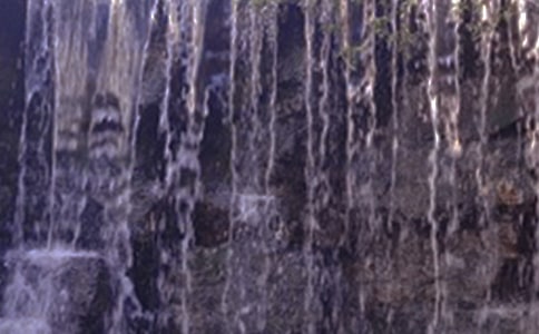 關于廬山瀑布的作文