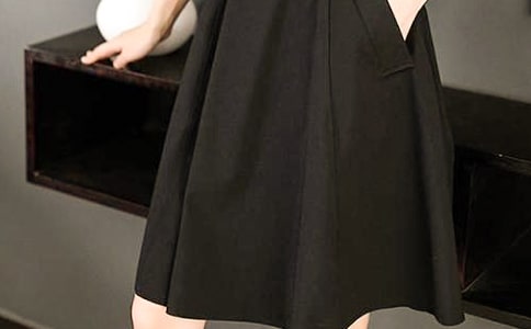 美麗的花裙子美術(shù)活動教案