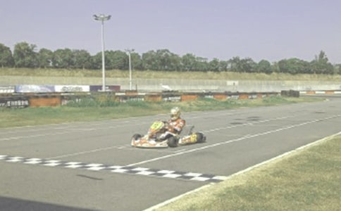 有賽車的生活作文600字