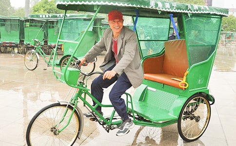 三輪車(chē)夫作文