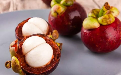 �óԵ�ɽ������300��