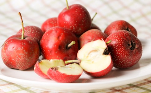 浸泡過(guò)的陳山楂-記敘文-高一