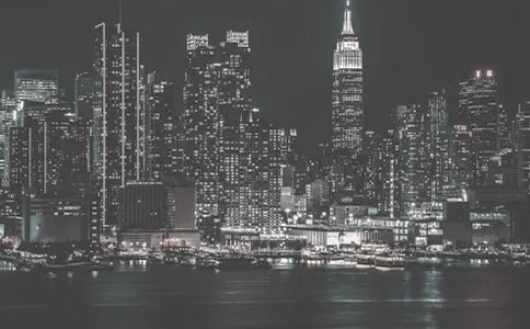 深夜有人敲門作文