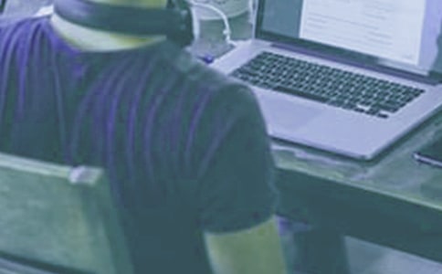 ���������������b��