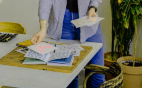 中班科學(xué)活動(dòng)《趣識面粉》說課稿