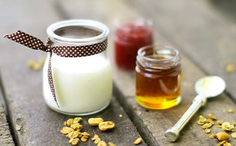 酸奶加水果的功效有哪些呢